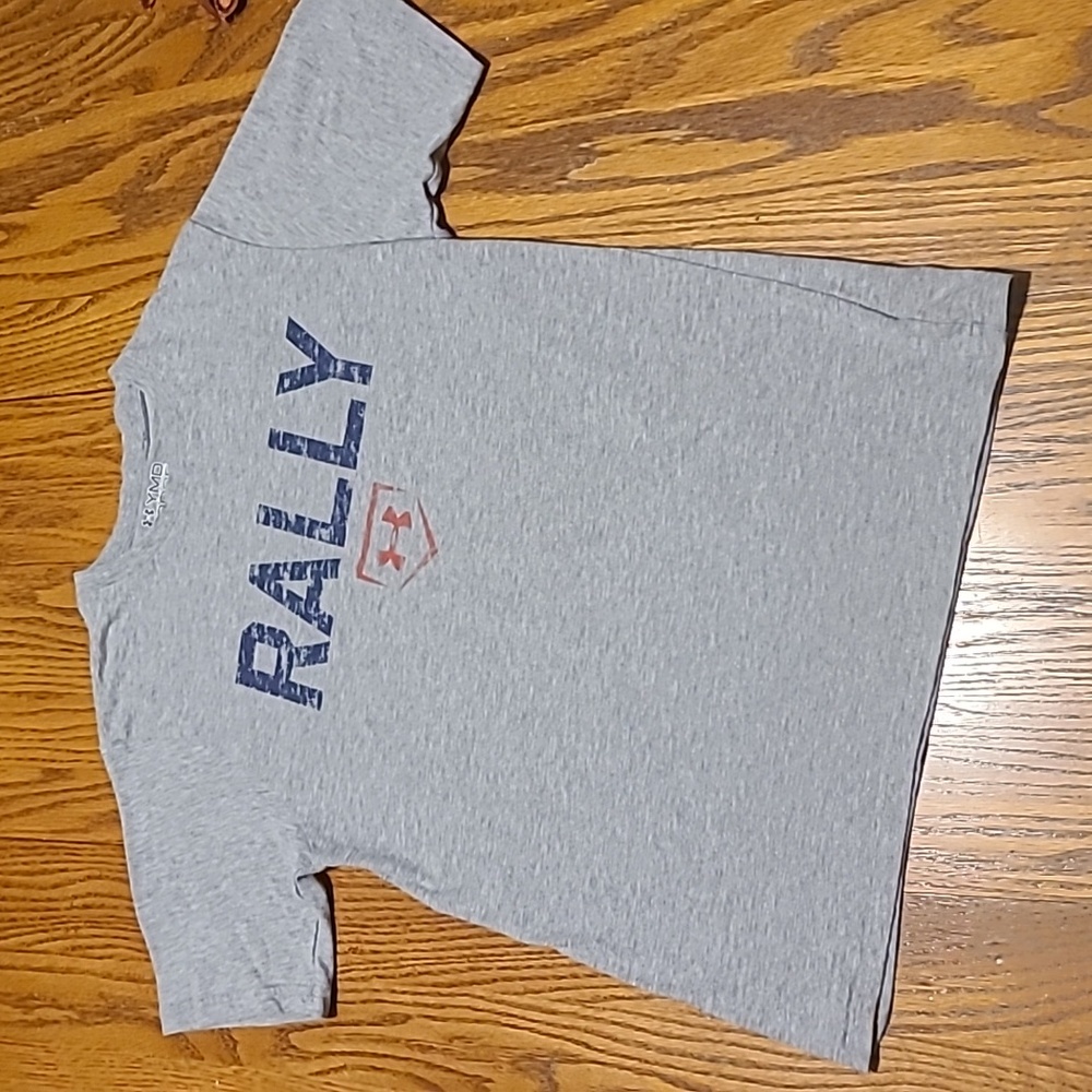 Under Armour Baseball Shirt  - Boys Medium